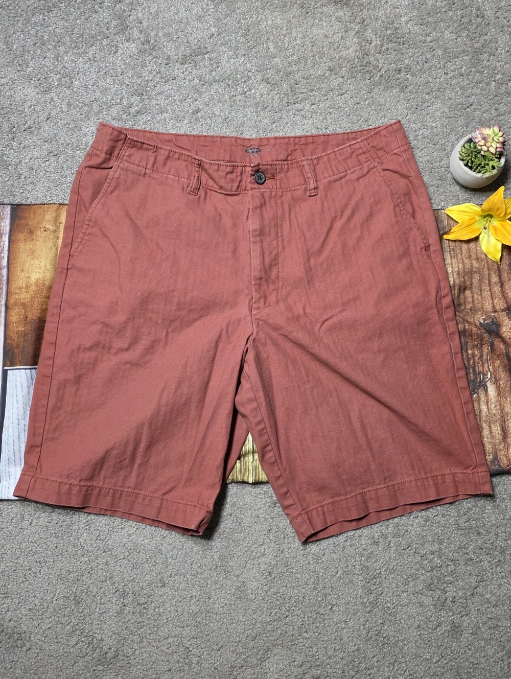 Old Navy Earthy Red Color Shorts Men's Size 36